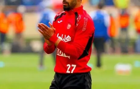 رضاییان چرا برای بازگشت به پرسپولیس معطل می کند؟