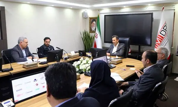 برنامه راه اندازی بزرگ ترین پروژه تولید ورق فولادی کشور تا ابتدای تابستان 1405/ تاکید سمیعی نژاد بر تامین مالی به موقع طرح از سوی سهامداران