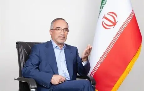 واعظ آشتیانی: کدام عقل سلیمی می‌پذیرد دبیرکل فدراسیون فوتبال در این شرایط تغییر کند؟