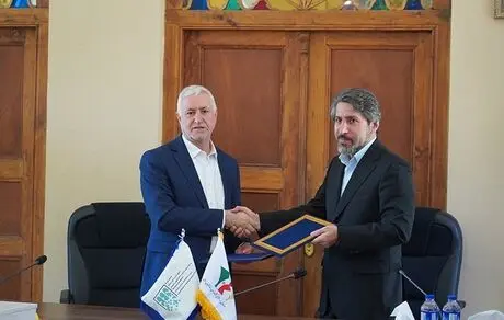 همکاری بین صندوق بیمه اجتماعی و صندوق توسعه صنایع دستی، فرش دستباف و بهره‌برداری از اماکن تاریخی و فرهنگی