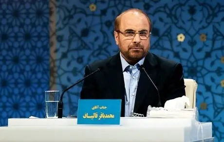 کلید واقعی حل مشکلات کشور جوانانند نه کلید قلابی روحانی