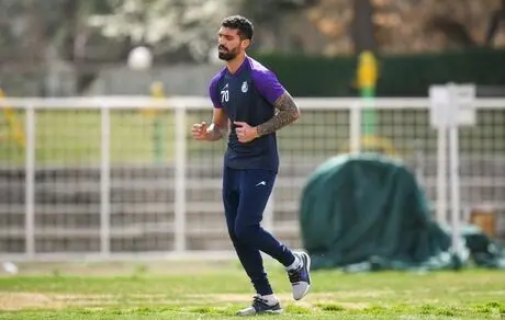 مدافع مصدوم استقلال در تمرین امروز این تیم در برنامه‌های گروهی شرکت کرد.