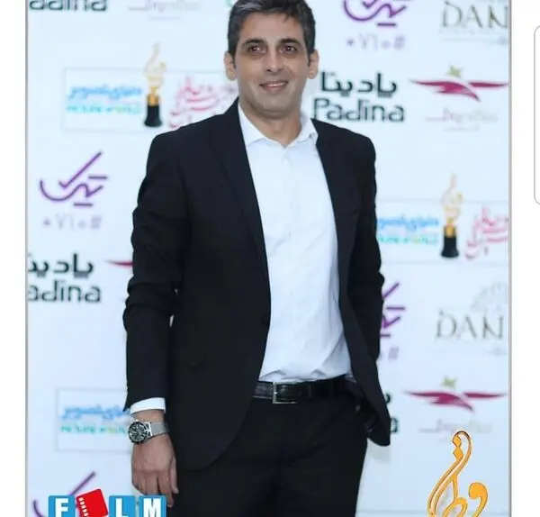 تیپ دامادی حمید گودرزی در جشن حافظ + عکس