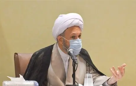 امام جمعه شیراز: آرامش در قناعت است!