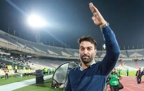 حمله مجدد عمران‌زاده به مدیرعامل استقلال روی آنتن زنده تلویزیون