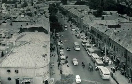 تصویری از نخستین خیابان که در ایران با نور چراغ روشن شد
