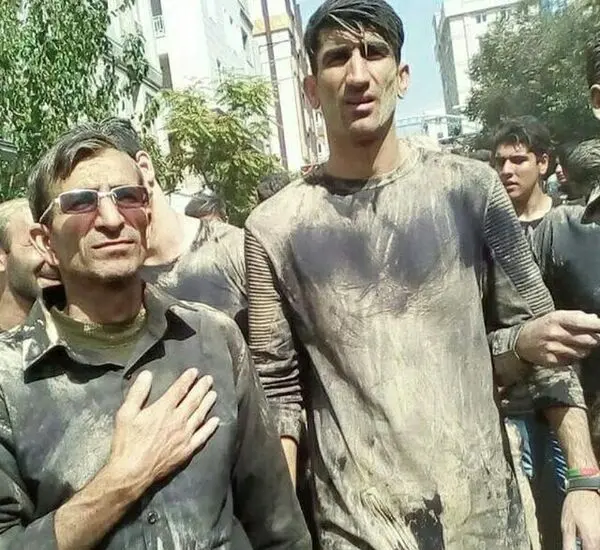 حضور دروازه‌بان تیم ملی در آئین گِل‌مالی لرستان