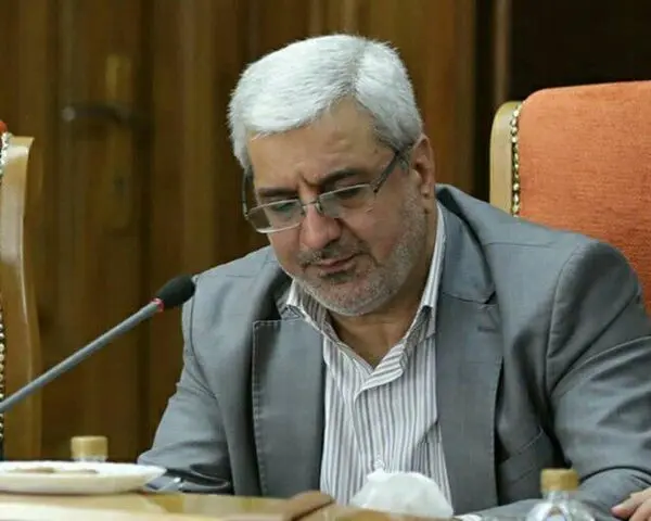 احزاب با آرامش وارد انتخابات شوند