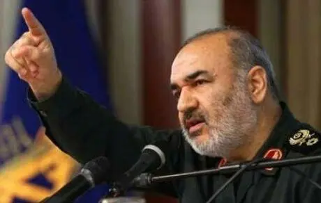 پیش از انقلاب ما را عقب مانده و فقیر نگه می داشتند تا خودشان پیشرفت کنند