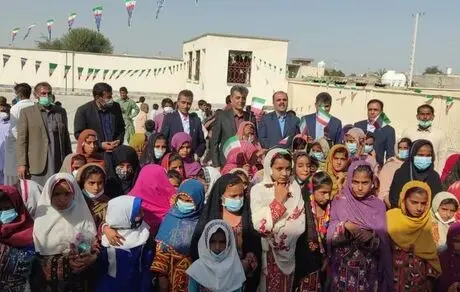 افتتاح مدرسه امید تجارت در روستای "بمباسری"چابهار