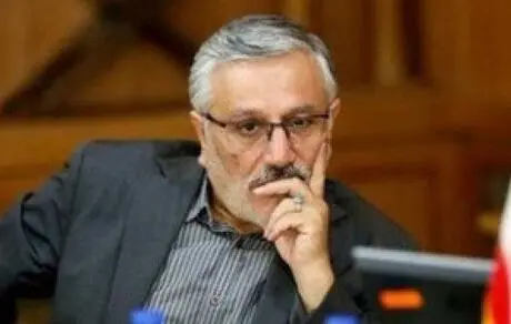 مردم را عوام میدانند