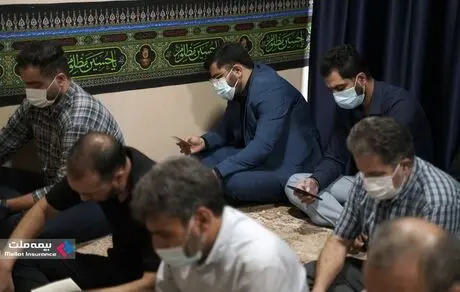 برافراشته شدن پرچم عزای امام حسین(ع) در ساختمان‌های بیمه ملت 
