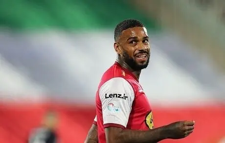  تماس مدیران باشگاه پرسپولیس با لوکادیا 