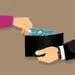  نفقه دختر تا زمانی که ازدواج نکند بر عهده پدر است