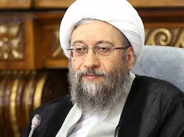 آملی لاریجانی: صراحتاً اعلام کردم که اصل شفافیت را معقول می‌دانم