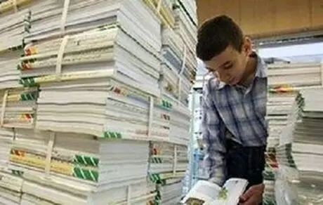 حذف ابتهاج، کدکنی و هدایت از کتب درسی !