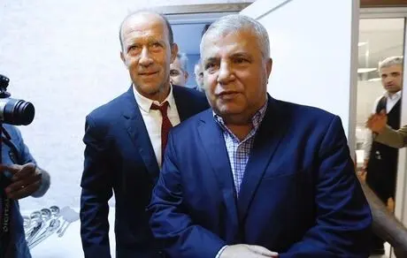 پروین در محل تمرین پرسپولیس حاضر شد 