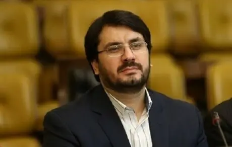 انتقاد بذرپاش به رئیسی: می‌توان کشور را بسیار ارزان‌تر از وضع کنونی اداره کرد
