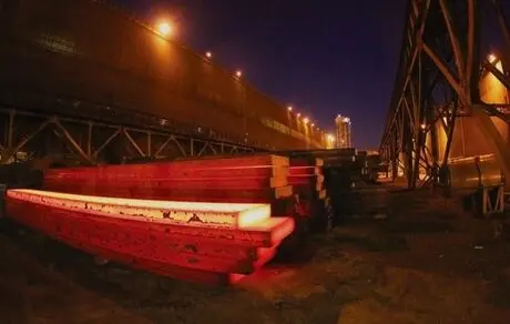 رکوردشکنی تولید تختال‌های گرید API   محیط‌های نفت و گاز ترش و شیرین در فولاد مبارکه