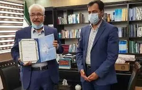 تقدیر از شرکت معدنی و صنعتی چادرملو بعنوان مؤدی مالیاتی نمونه استان یزد