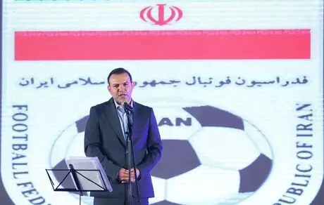 خودداری عزیزی خادم از استرداد وجه با وجود باز بودن حساب‌ها