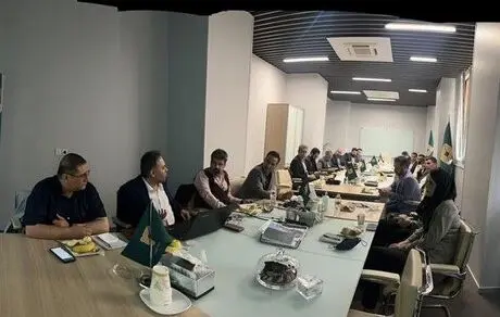 دومین نشست هم‌اندیشی مدیران بیمه باران برگزار شد