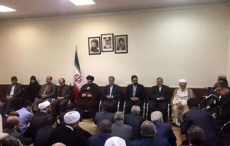 سید حسن خمینی: اعتدال راه خروج از بن بست‌های داخلی است