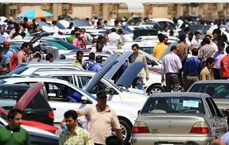 قیمت خودرو در بازار بالا می رود