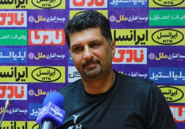 حسینی: تمیروف را با توجه به قیمت و تجربه‌اش در فوتبال ایران جذب کردیم