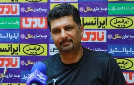 حسینی: تمیروف را با توجه به قیمت و تجربه‌اش در فوتبال ایران جذب کردیم