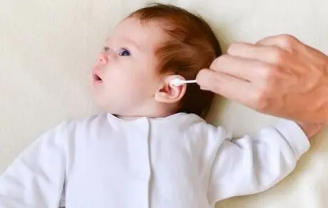 ورود آب به داخل گوش خطرناک است؟