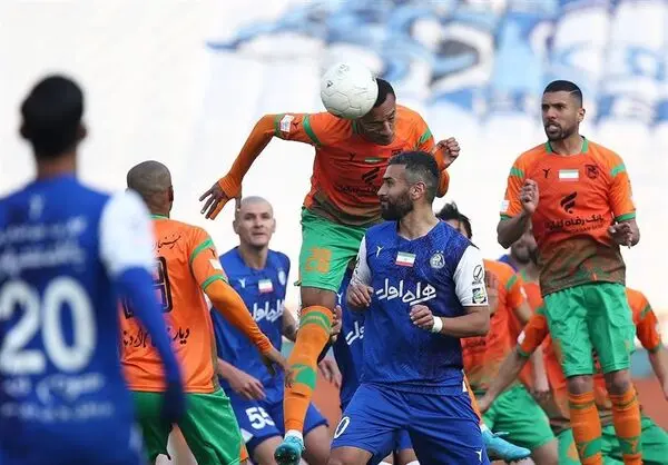 اظهارات جنجالی مربی استقلال و اخراج غلامپور