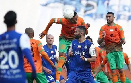 اظهارات جنجالی مربی استقلال و اخراج غلامپور