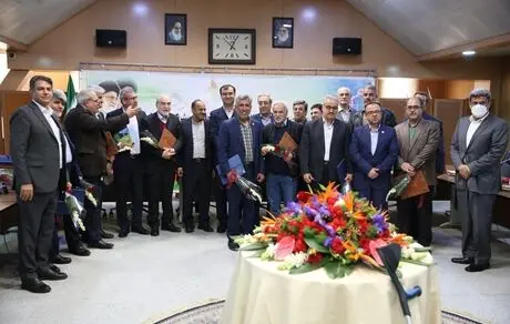 با حضور مدیرعامل آیین قدردانی از جانبازان بیمه البرز برگزار شد