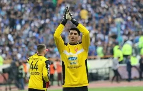 وکیل بیرانوند: پیشنهادهای خارجی را به مدیرعامل پرسپولیس ارائه کردیم