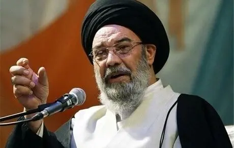 امام جمعه اصفهان: به فرزندتان خواهر و برادر بدهید