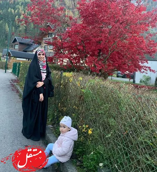 پوشش مژده لواسانی در خارج از کشور + عکس