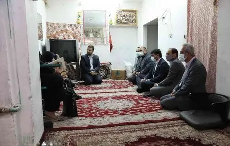 اهدا کمک های بانک توسعه تعاون به مددجوی بهزیستی 