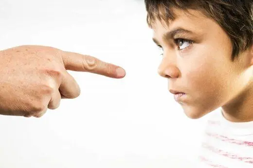 اگر این هشت ویژگی را دارید؛ والدینی «سمی» محسوب می‌شوید