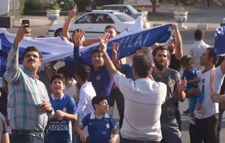 کاوران استقلال با استقبال هواداران وارد تبریز شد
