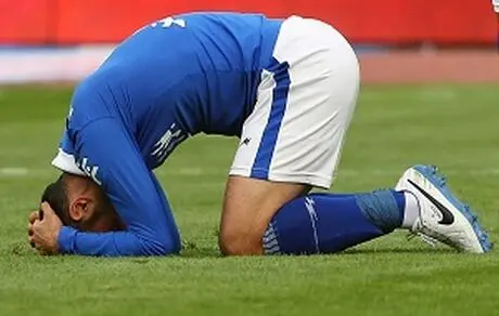 خطر از بیخ گوش بازیکن استقلال گذشت 