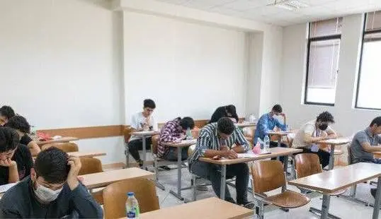 توان محافظت از سوالات امتحانی دانش آموزان را هم ندارید؟ 
