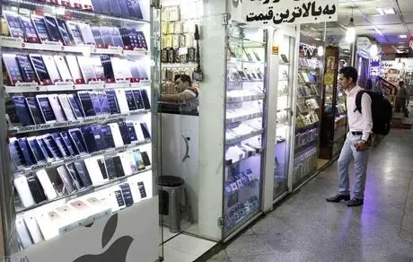 آیا گوشی ارزان می‌شود؟