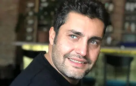 نقد زیبای امیرمحمد زند به هنرمند هالووین باز