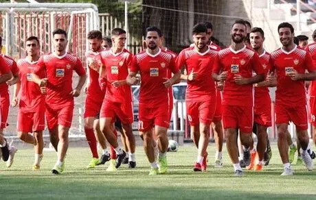 تمرین سبک قرمزپوشان پیش از سفر به تبریز