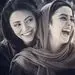 خنده های الناز حبیبی در بغل دوستش + عکس