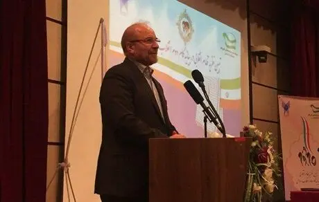 ۸۰ درصد اقتصاد کشور «دولتی» است