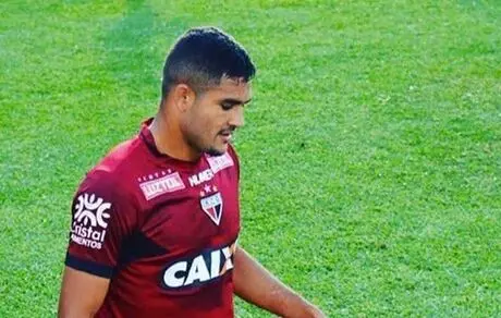 مهاجم برزیلی مدنظر پرسپولیس به تهران نیامد!