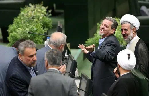 اما و اگرها بر سر رأی دادن مستقلین به ذوالنوری برای ریاست کمیسیون امنیت