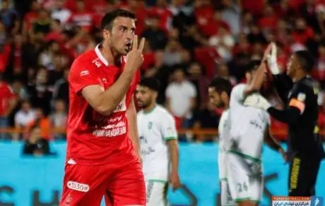مهاجم پیشین پرسپولیس راهی لوکوموتیو شد